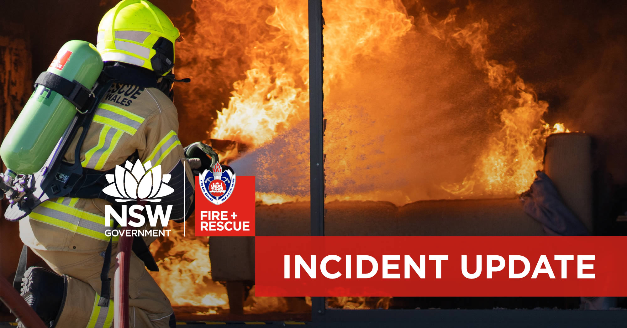 FRNSW battling large blaze in old Workers Club - Kurri Kurri - Fire and ...